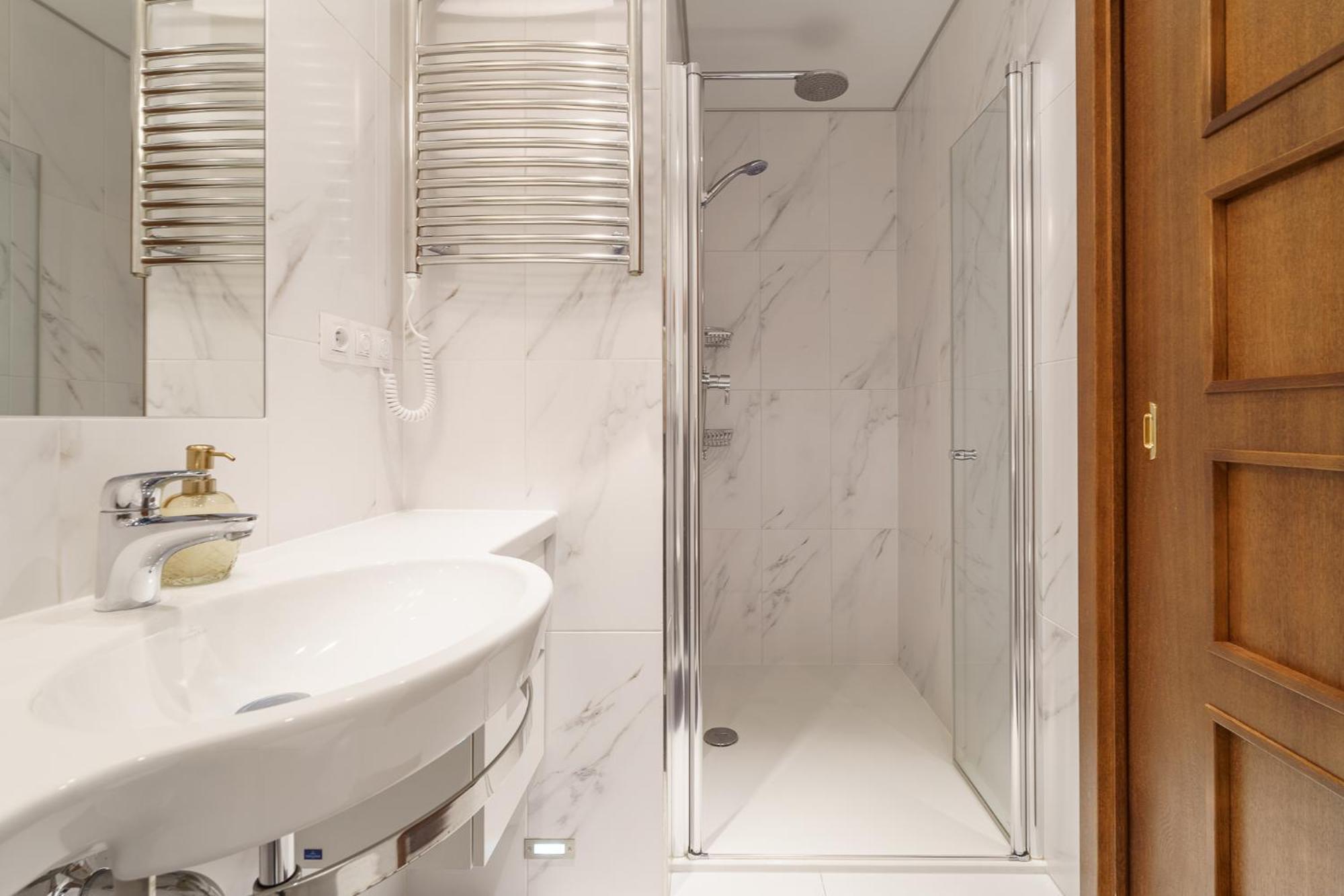 Carlsbad Luxury *